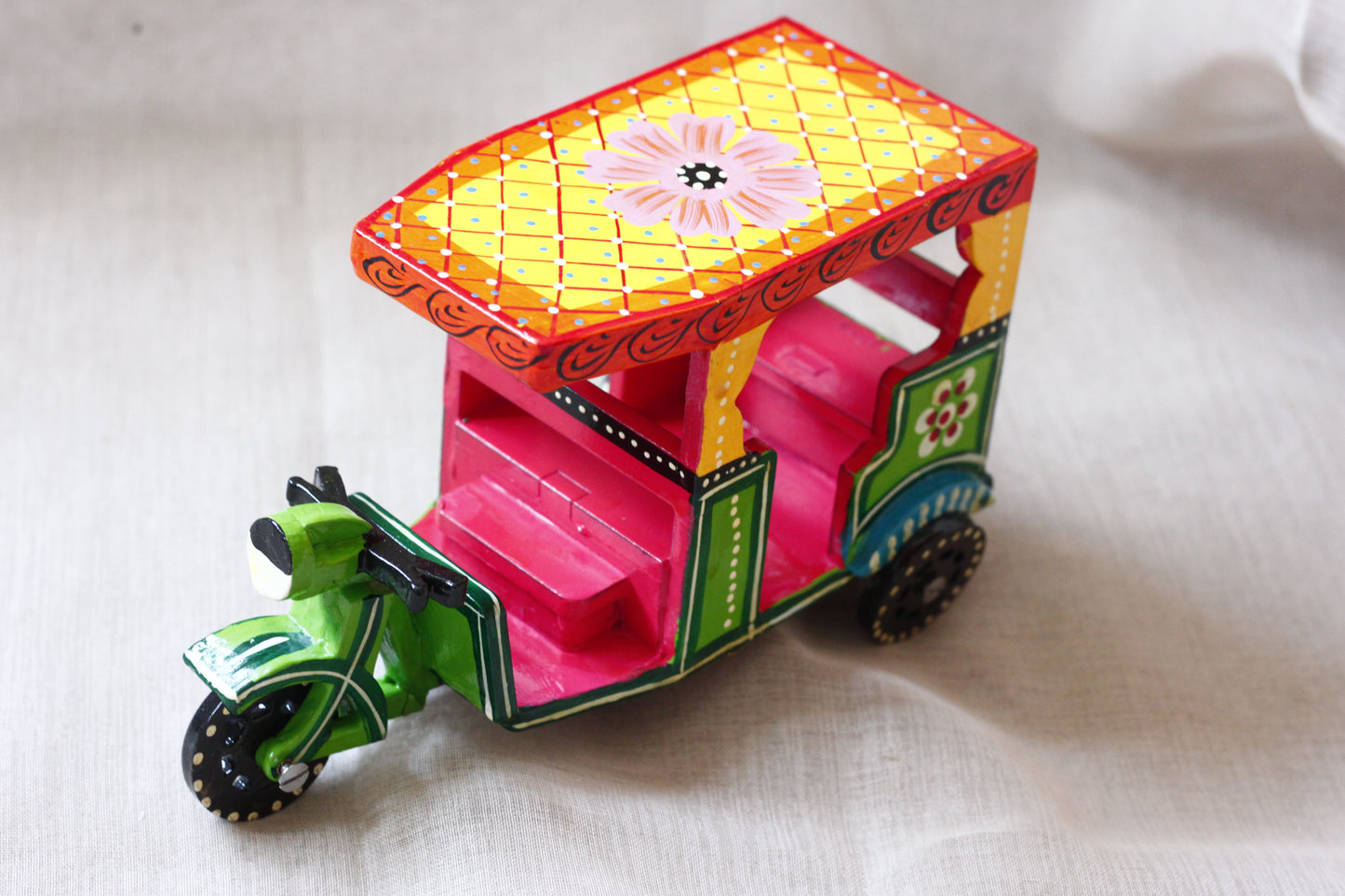 Auto Rickshaw Wooden Container – Hand-Painted Babool Wood