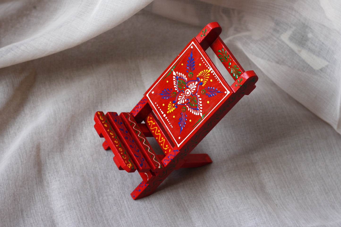 Handcrafted Wooden Mobile Stand – Hand-Painted Guler Wood